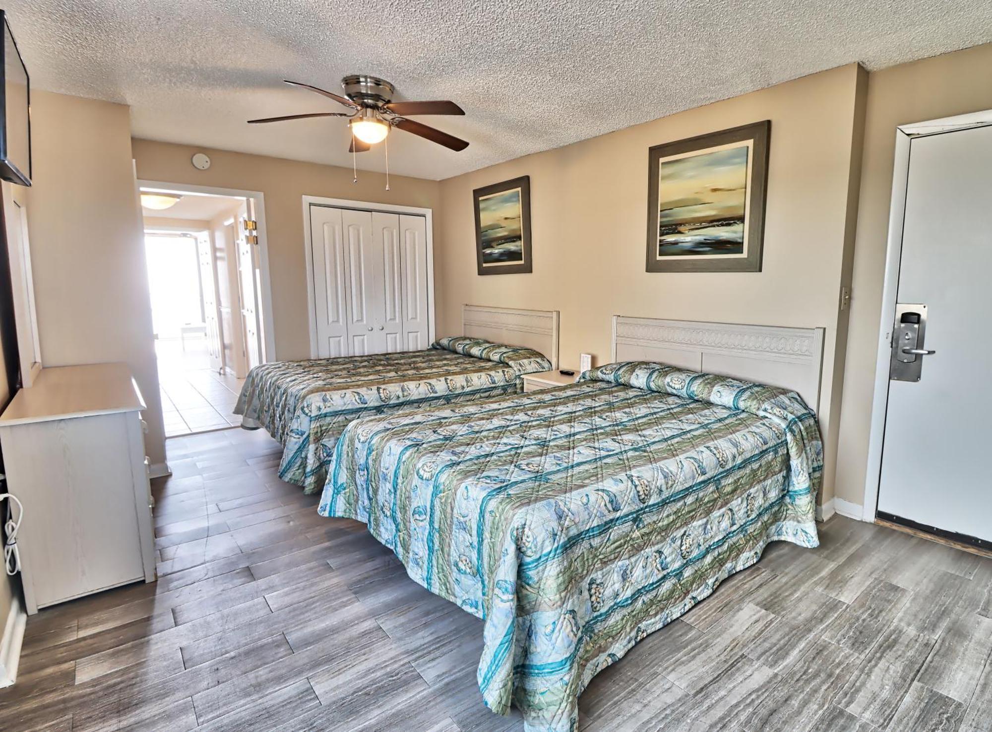 Suites At The Beach Myrtle Beach Room photo